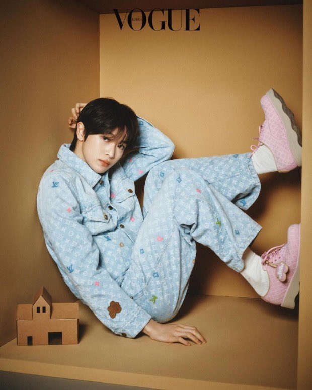 씅 tweet media