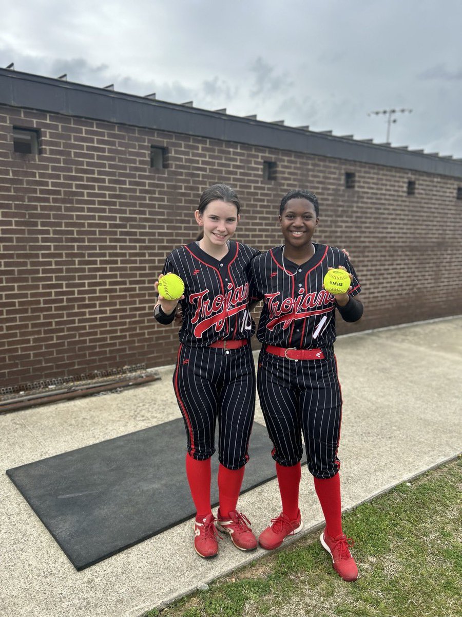 Congratulations to our JV team for finishing Runner Up at the 1st Annual Austin Classic! 

Huge shout out to Carley Drake and Rayvn Smith for hitting their first homeruns!