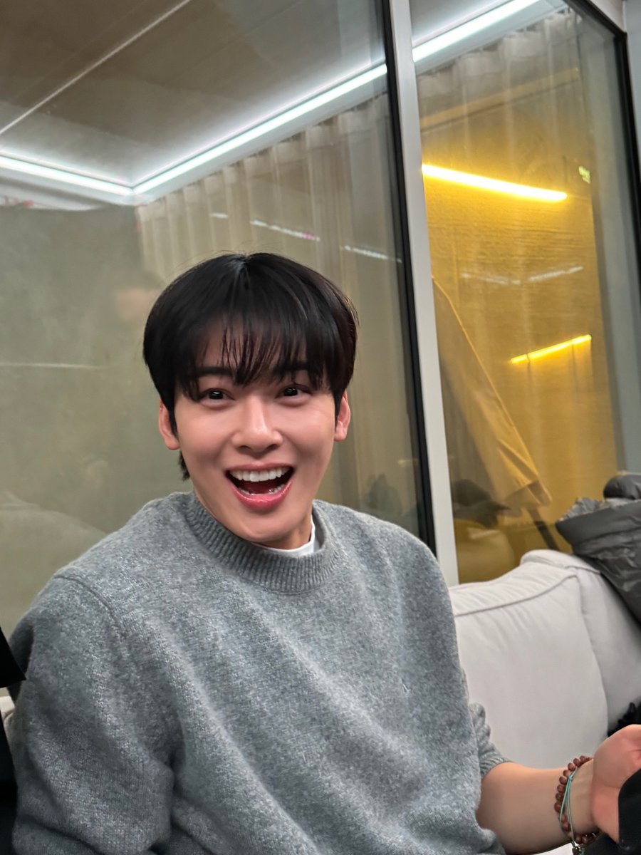 ASTRO 아스트로 tweet media