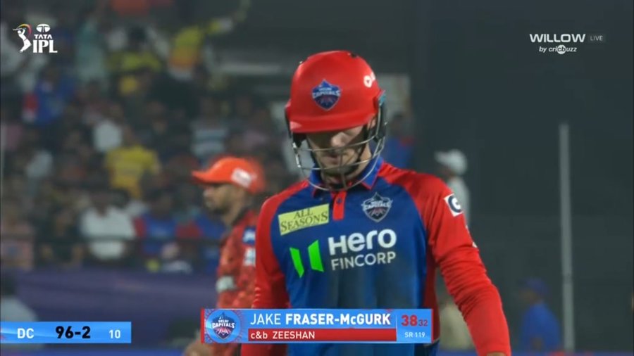 Jake_Fraser_23's tweet photo. Well Played Jake Fraser-McGurk.

- 38 (32), Good Comeback JFM This IPL Season &amp; the StarBoy of DC Team. 

#JakeFraserMcGurk | #DCvSRH https://t.co/4LTMRO2XUE