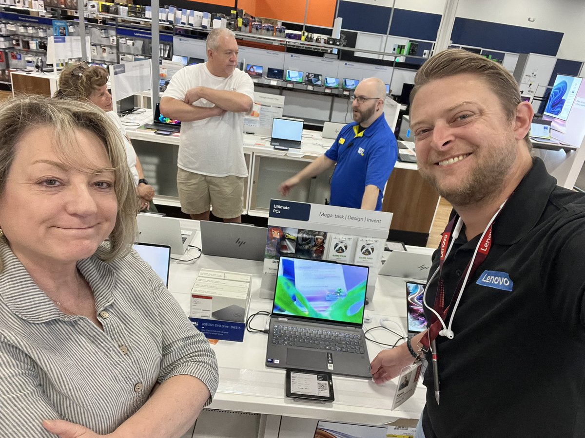 RyanInRaleigh2's tweet photo. What a week for Yoga sales! #WeAreLenovo #PremiumSTARS https://t.co/TyomQLRjEU