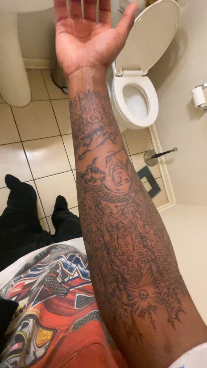 oxidatedgas's tweet photo. deo, yall fw it? https://t.co/HirLlecYFC