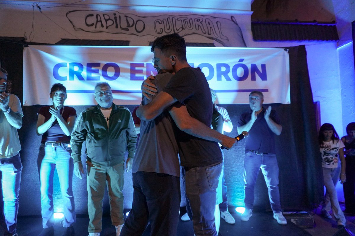 LucasGhiOFICIAL's tweet photo. 👋🏼✌🏻Participamos del Lanzamiento del nuevo espacio político de jóvenes -Creo en Morón- junto a @gabriel_katopodis conformado por agrupaciones del Partido Justicialista que se propone conformar un frente liderado por dirigentes jóvenes del peronismo local✌🏻🐔 https://t.co/TjqeooFKtz
