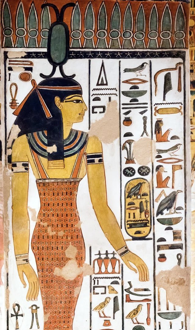 Happy #mothersday Mums, whether your current vibe is the joyous wine-sated mother #goddess Hathor, or the Lady Naunakhte whose will cuts off ungrateful kids. And if your relationship with your mother is hard, I salute your inner Neith, self-created mother of the world #egyptology