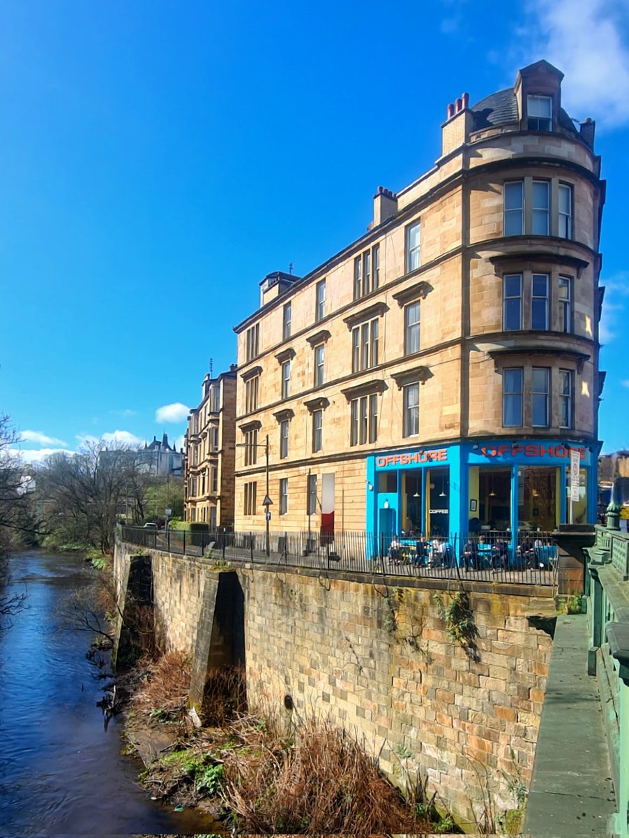 is_glasgow's tweet photo. Gushet tenement overlooking the River Kelvin in the West End of Glasgow.

#glasgow #architecture #architecturephotography #tenement #glasgowtenements #glasgowwestend https://t.co/a83NiOPNm2