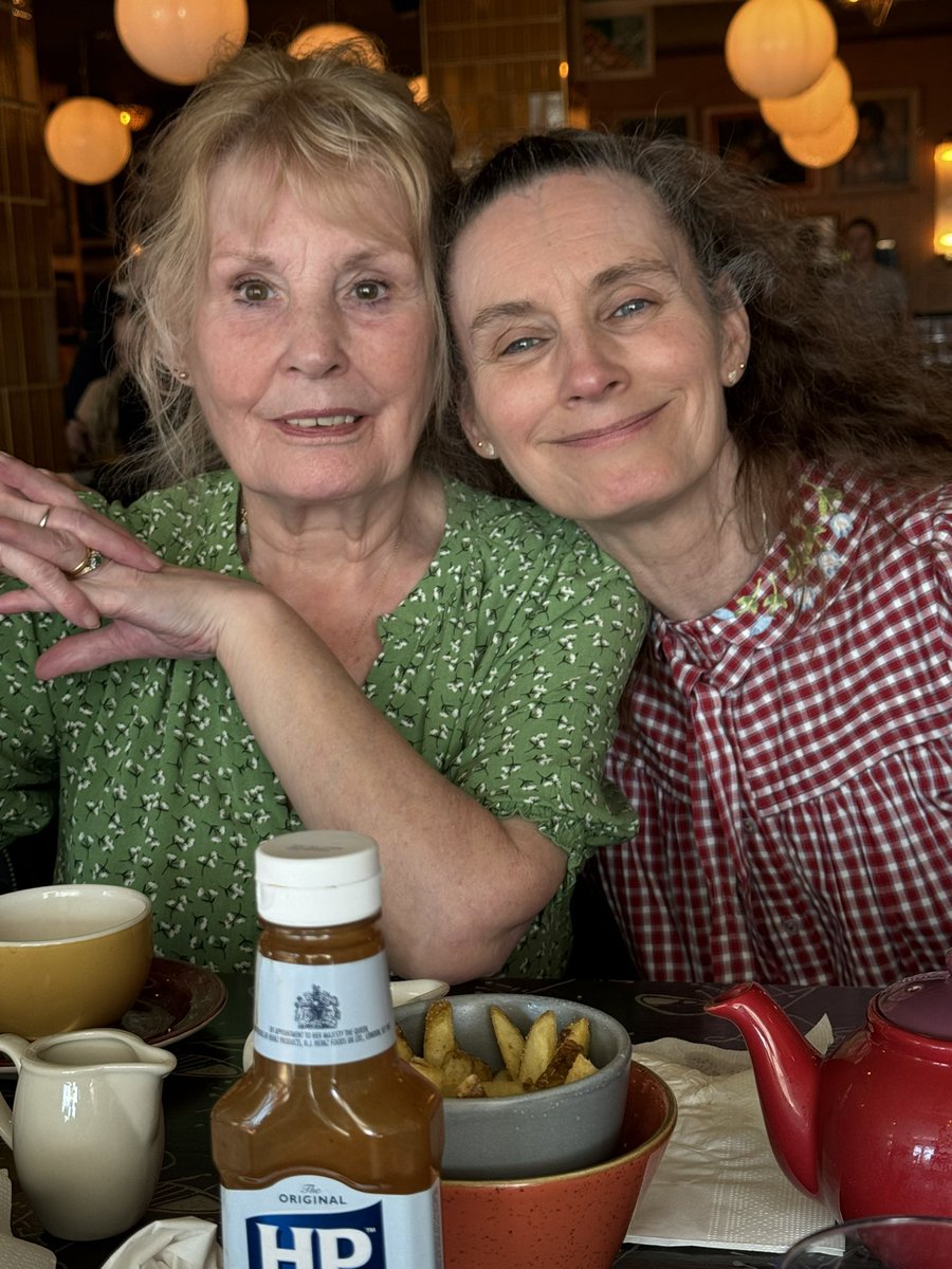 hearts_matteruk's tweet photo. Happy Mother’s Day to my Mum Carole.
We would be lost without you. 
We all love you soo much 💐

Thank you for all your support and understanding xxxx

Thank you for the beautiful flowers 🌺 @BloomandWild 

#PallativeCare #LifeLimiting #ChronicPain #CKD #Dialysis @LesDennis https://t.co/1eBdjRcxIV