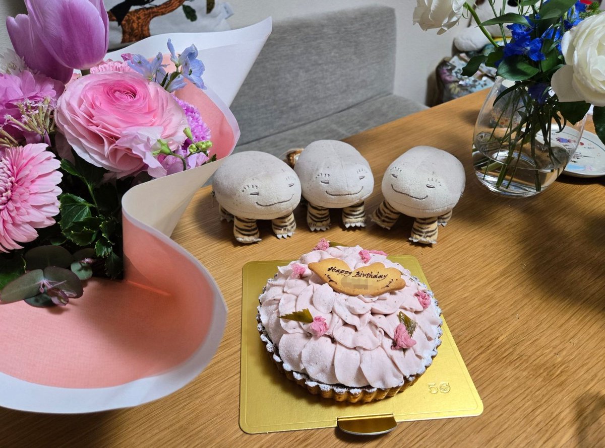 clavis's tweet image. 妻の誕生日を祝いました　妻いつもありがとう