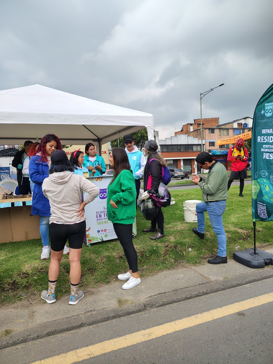 MasCompost's tweet image. #Hoy segunda versión #MasCompostOpen desde la 1ra de mayo en #Bogota ¡alcanzan a llegar! Vamos a estar hasta las 2pm.