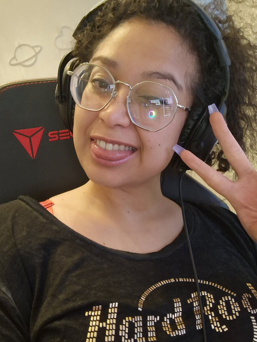 PLAYING YORICK LETS GOOOOOOOOOOOOO

LIVE ON TWITCH 

twitch.tv/txaitea