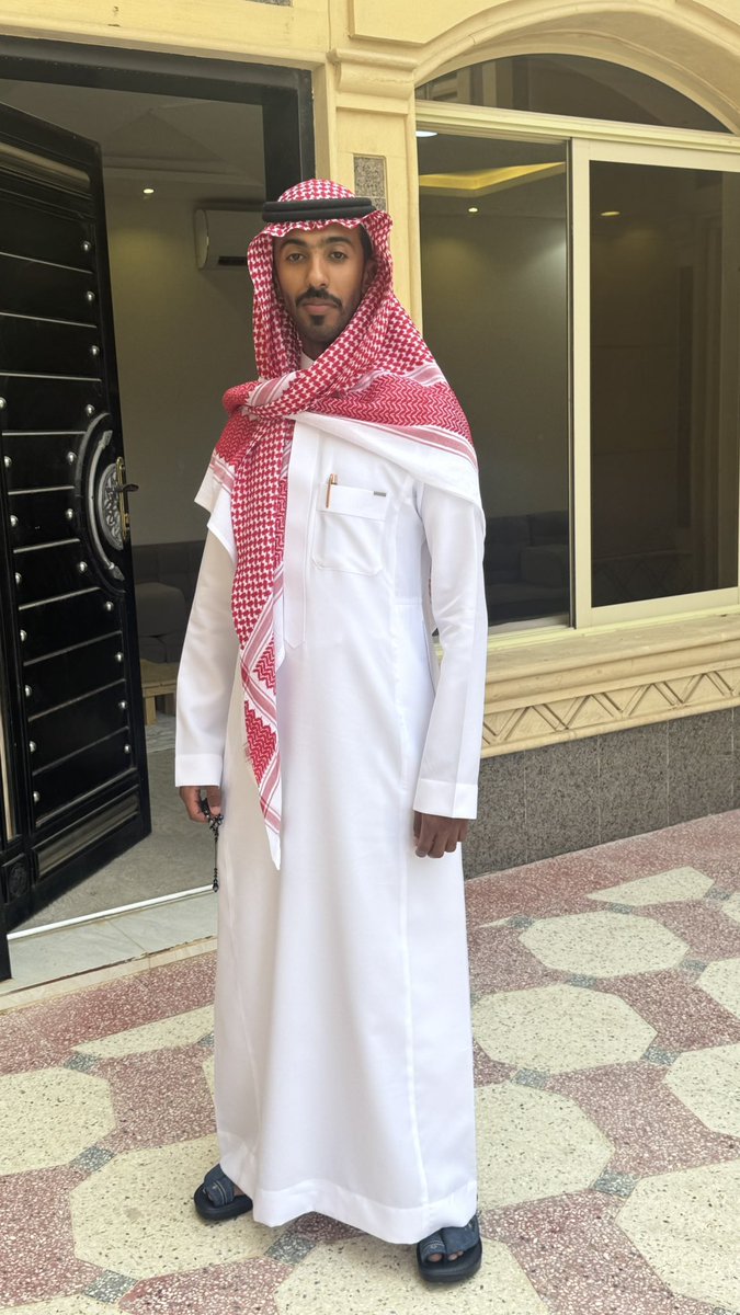 كُل عام وأنتم بخير، وتقبّل الله طاعاتكم وأعاد عليكم العيد وأنتم في أتمّ صحة وأسعد حال.

و أسأل الله أن يُتِمَّ عليكم نعمه، ويشرح صدوركم، ويغفر ذنوبكم، ويُبلِّغكم رمضان أعوامًا عديدة وأزمنةً مديدة وأنتم في عافية وسرور 🤍🎉.
#عيد_الفطر_المبارك 
#عيد_الفطر