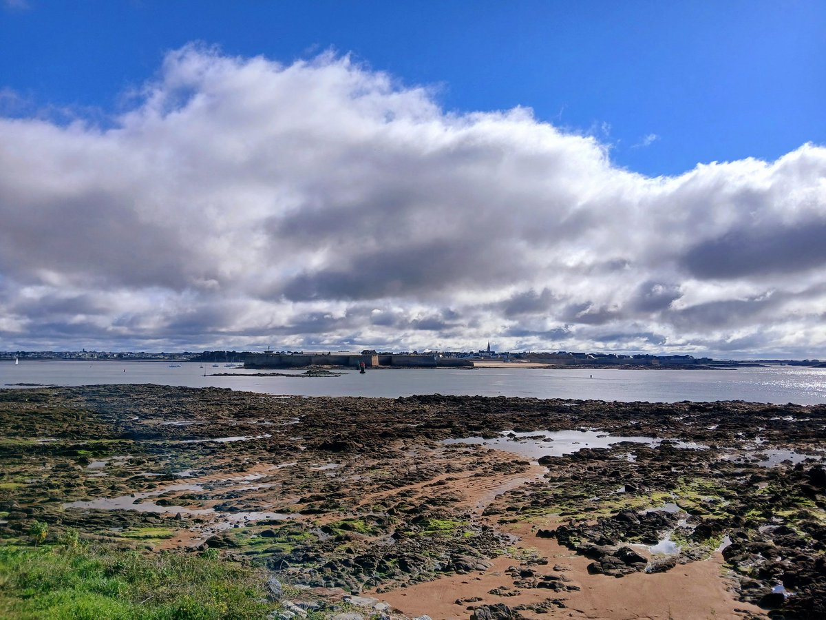 valerie7456's tweet image. Balade du dimanche matin 🌊☀️
#kernevel #Larmor #Bretagne