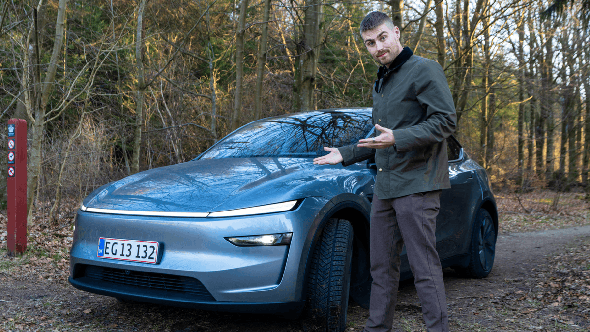 MarkTange's tweet photo. Debatten om Tesla er eksploderet på det seneste. Men er Tesla stadig det bedste valg i 2025?

Jeg har lånt den helt nye Tesla Model Y til et review og benyttede samtidig lejligheden til at kommentere den aktuelle situation omkring Elon Musk, forbindelserne til Donald Trump, de mange tilfælde af hærværk mod Tesla-køretøjer og selvfølgelig de omtalte "Elon Sucks"-klistermærker.

Se min video for at få mit fulde syn på sagen – og bliv klogere på, om Tesla stadig er værd at satse på i dag:

https://t.co/39wj87kWOS