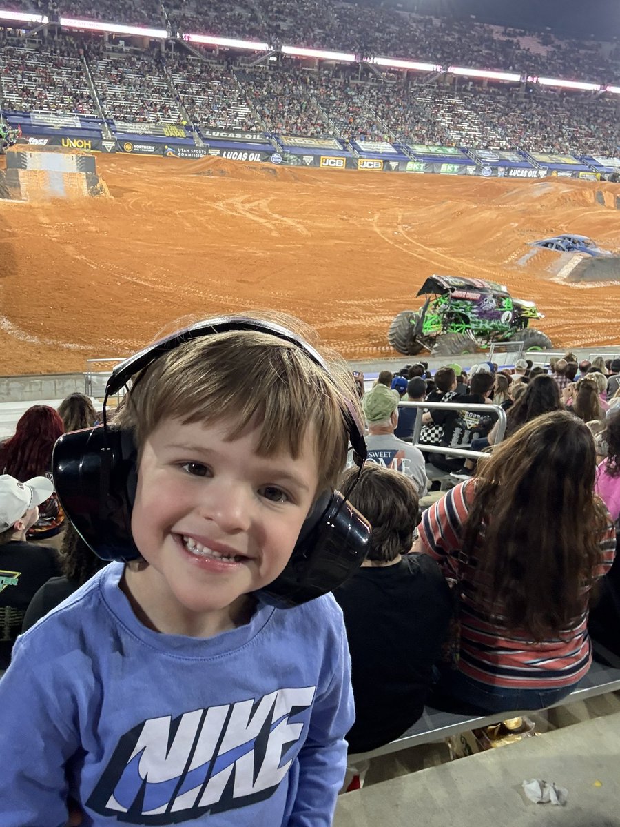 Josh Podoris tweet media