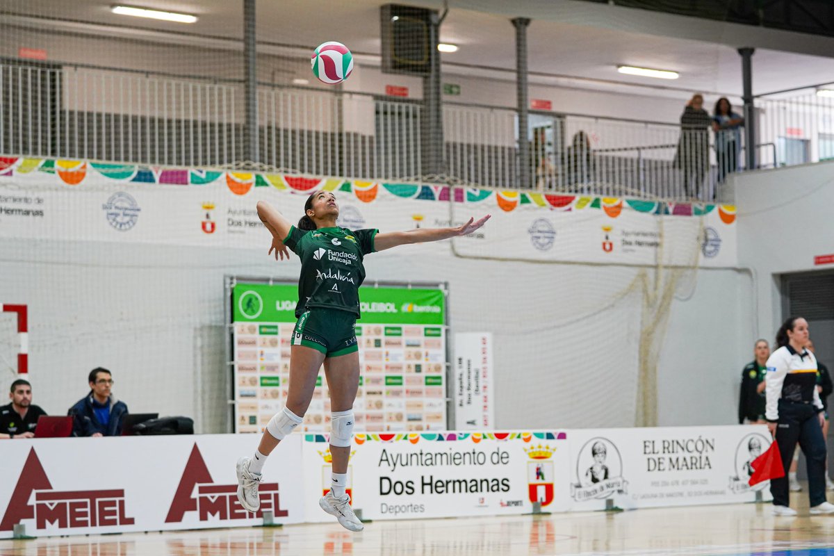 CAVEsquimo's tweet photo. 💚 ¡GRAAAN PRIMER SET QUE NOS LLEVAMOS 25-17!
📺 En directo: https://t.co/msRZU8oWdg
#CAVEsquimo 1-0 #HaroRiojaVoley
#TodoAlVerde #SomosEsquimo https://t.co/lHRHqAwiGZ