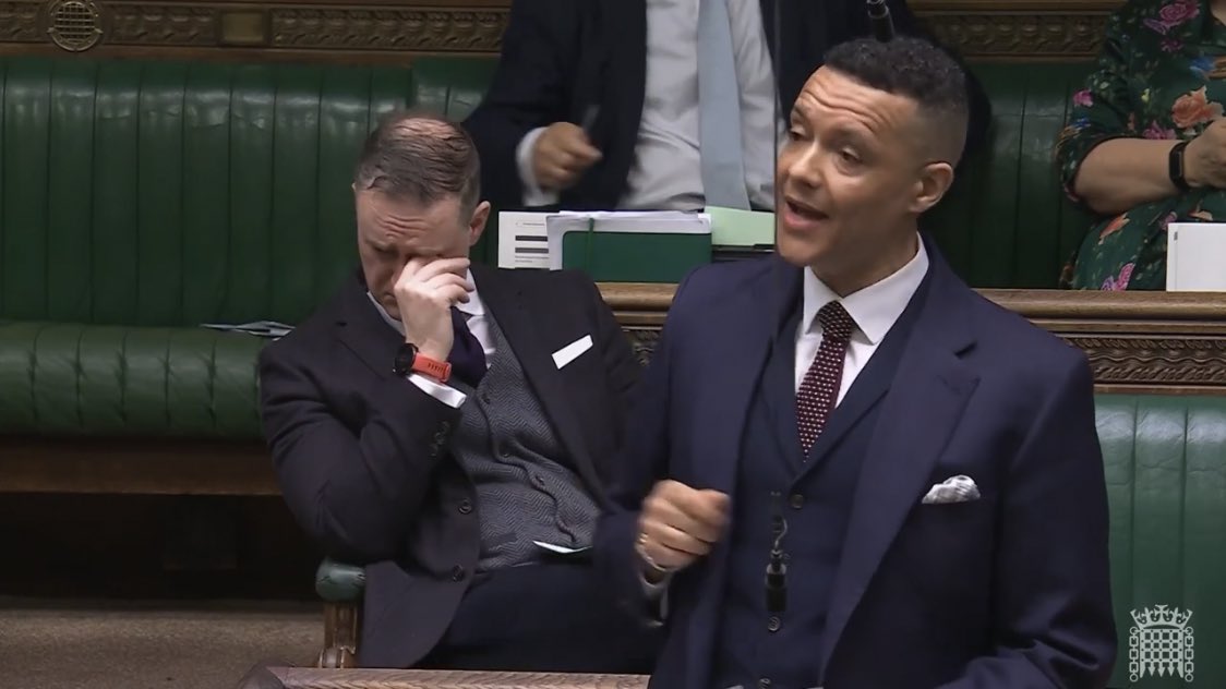 This week I made the case in Parliament for ending the failed experiment of water privatisation.

Here’s my speech.

youtu.be/5gIOTHnvxEI?fe…