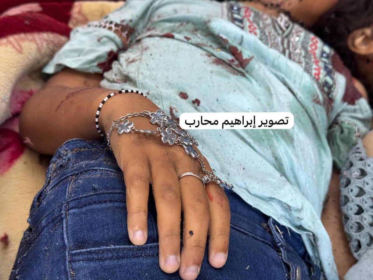 warfareanalysis's tweet photo. ⚡️Israel killed them today on Eid in Gaza while they were dressing in their Eid clothes. https://t.co/hEfr95nSjp