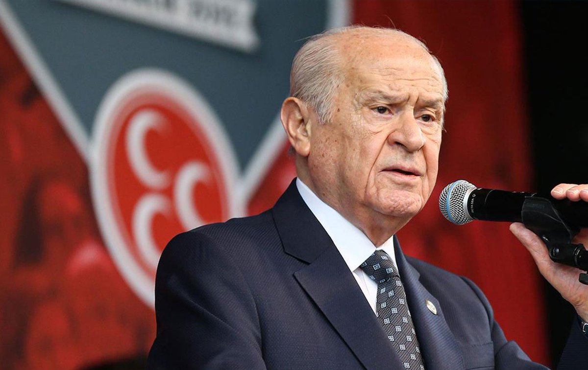 Sayın Devlet Bahçeli, büyüklük gösterip Ramazan Bayramını kutlamak için aradı. Sesini duymak bayram hediyesi oldu bir çeşit.