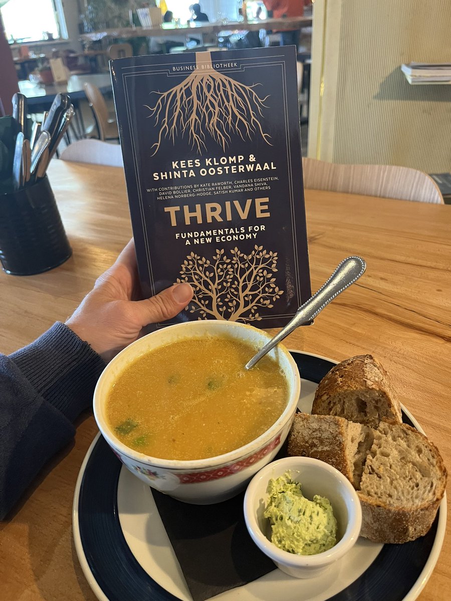 I finally get around to reading the book Kees Klomp co-authored with Shinta Oosterwaal “Thrive, fundamentals for a new economy”.
“It has never been about mending a broken economy, but about honoring the integrity of life”

Looking forward to the read!

At the Groene Afslag Laren