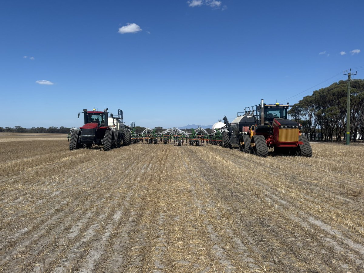 After 6 years of planning and slowly working on our CTF setup we are finally 100% there. These are the final parts to 100% 15m CTF. These are the first two true 15m 10” dbs bars. And also a first for this property 100% crop fingers crossed for a decent season
