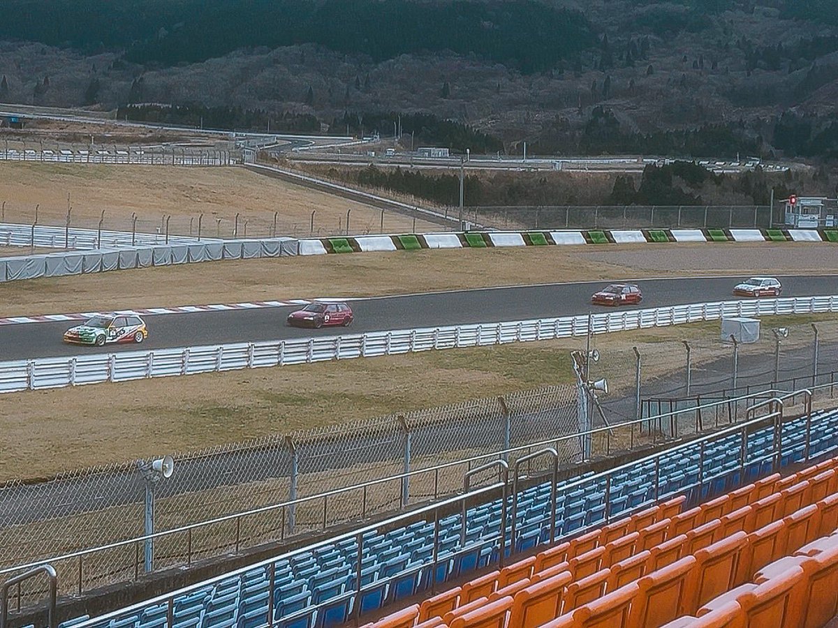 トゥデイターボ怖すぎて笑った
まこつさんに接触できんやったの残念なんでなん
まさかのEF3も見れた
いつか走ってみたい500万くらい下さい