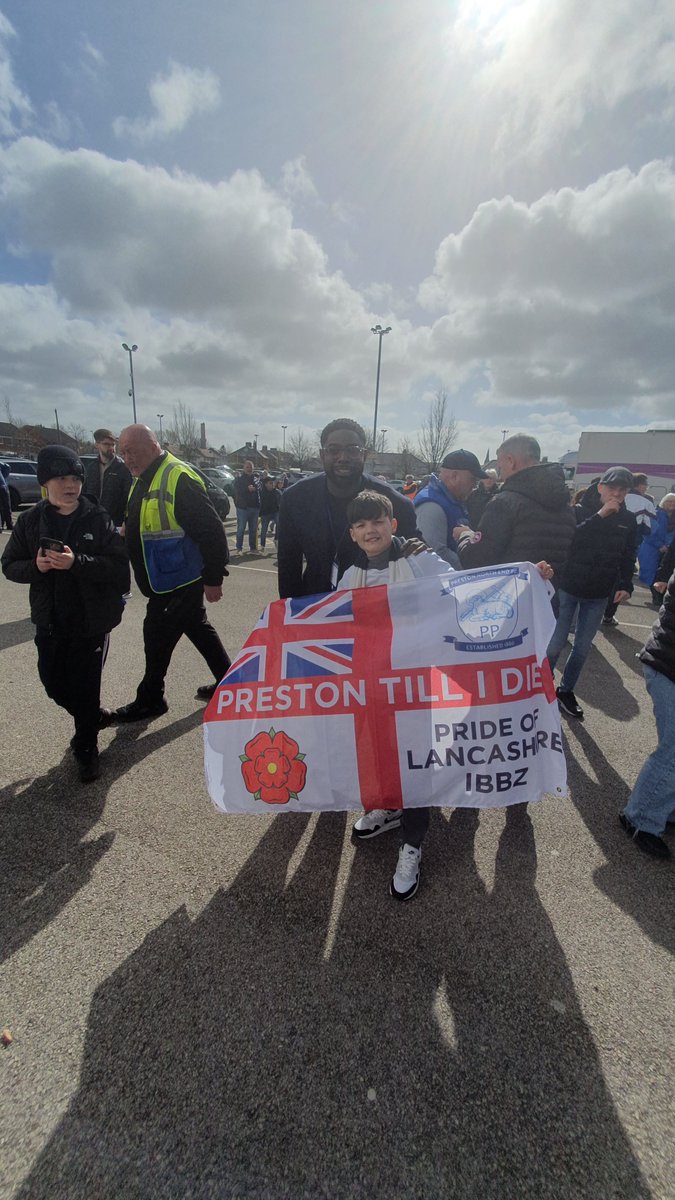 james77gti's tweet image. BIG MEEKS @ DEEPDALE @SkySports  #pnefc #loto #romesh