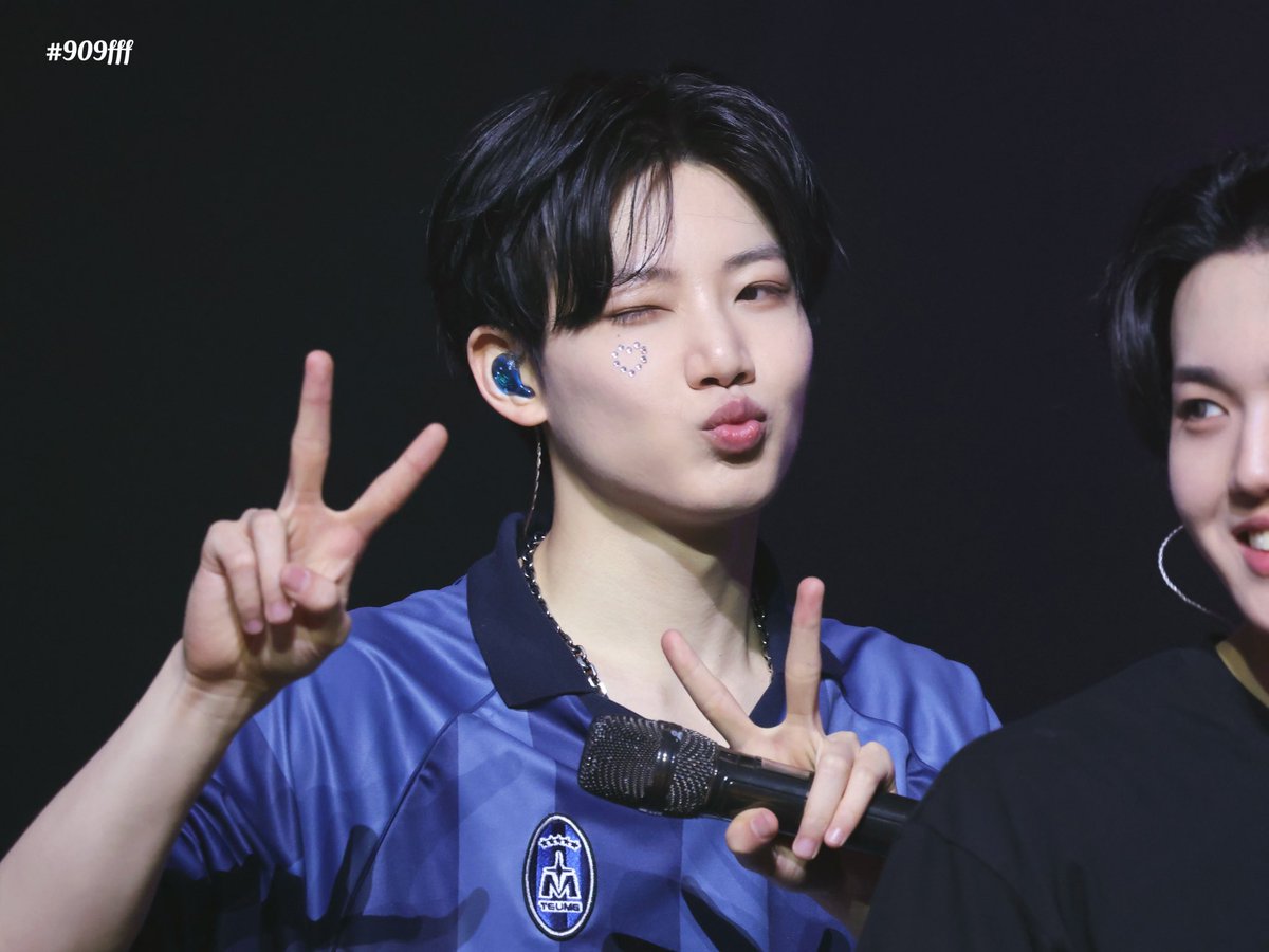 909fff_JK's tweet photo. 250330.

#JUNKYU #준규 #ジュンギュ
#TREASURE https://t.co/fz8PQQzgmF