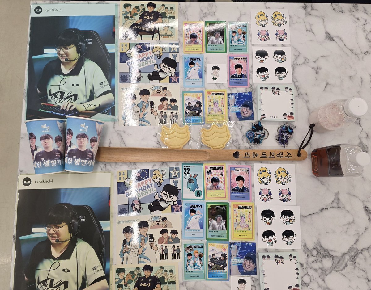 넘나 알차고 즐거운 생파였어요. 열어주신 주최진분들 고생하셨고 너무x3 즐거운 날이었어요☺️🩵

#롤도사_베릴의_깜짝생일파티
#HAPPY_BERYL_DAY