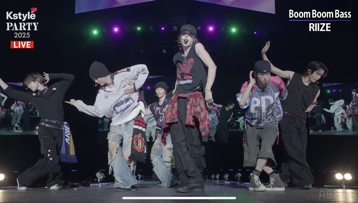 wikiwikialoha's tweet photo. ウォンビンにとくさくしーされた！死ぬ
#KstylePARTY2025 
#WONBIN 
#riize 
#biize https://t.co/NAxgY5jDf7