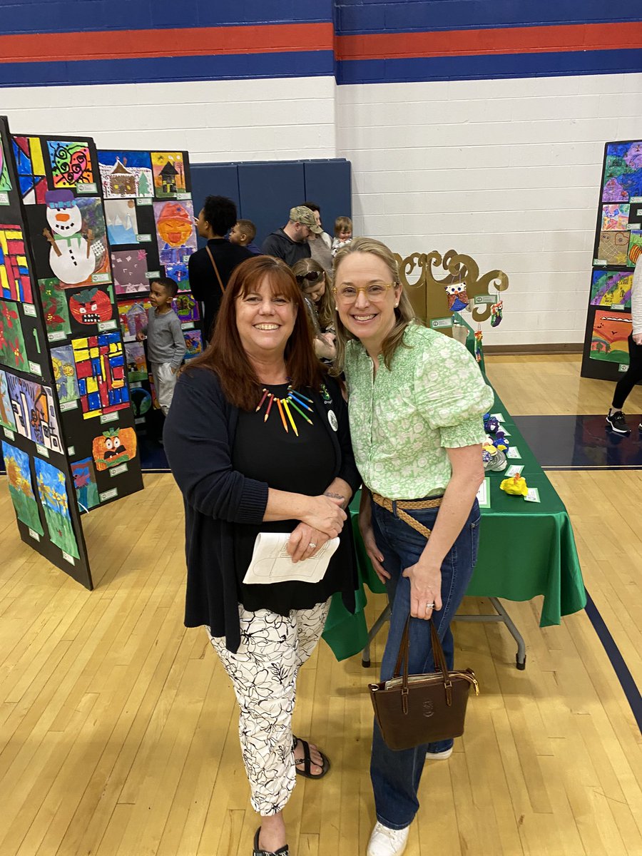 Carol Hostetter (@hostetter_carol) on Twitter photo Love that my Admin shows their support for the Arts. It means so much and is greatly appreciated.
#fcps1ARTSyam25
#VaArtEdYAM25
<a href="/GreenvilleES/">Greenville ES</a> Love that my Admin shows their support for the Arts. It means so much and is greatly appreciated.
#fcps1ARTSyam25
#VaArtEdYAM25
<a href="/GreenvilleES/">Greenville ES</a>