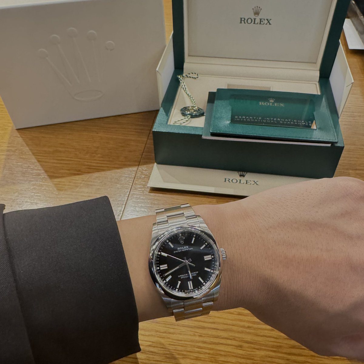 ___indi_5's tweet photo. ROLEXデビュー https://t.co/JE233GC9Az