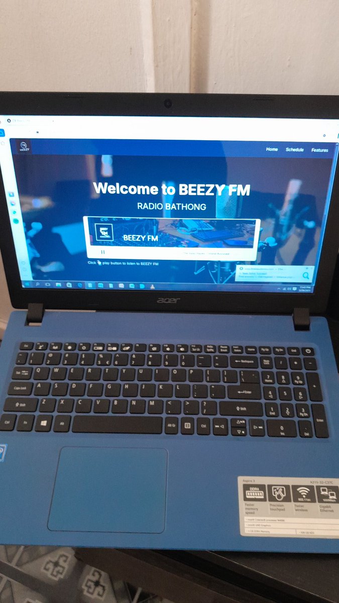 FoShoTebuh's tweet image. BeezyFm.co.za
@skuzabell 
#Iketle
#RadioBathong