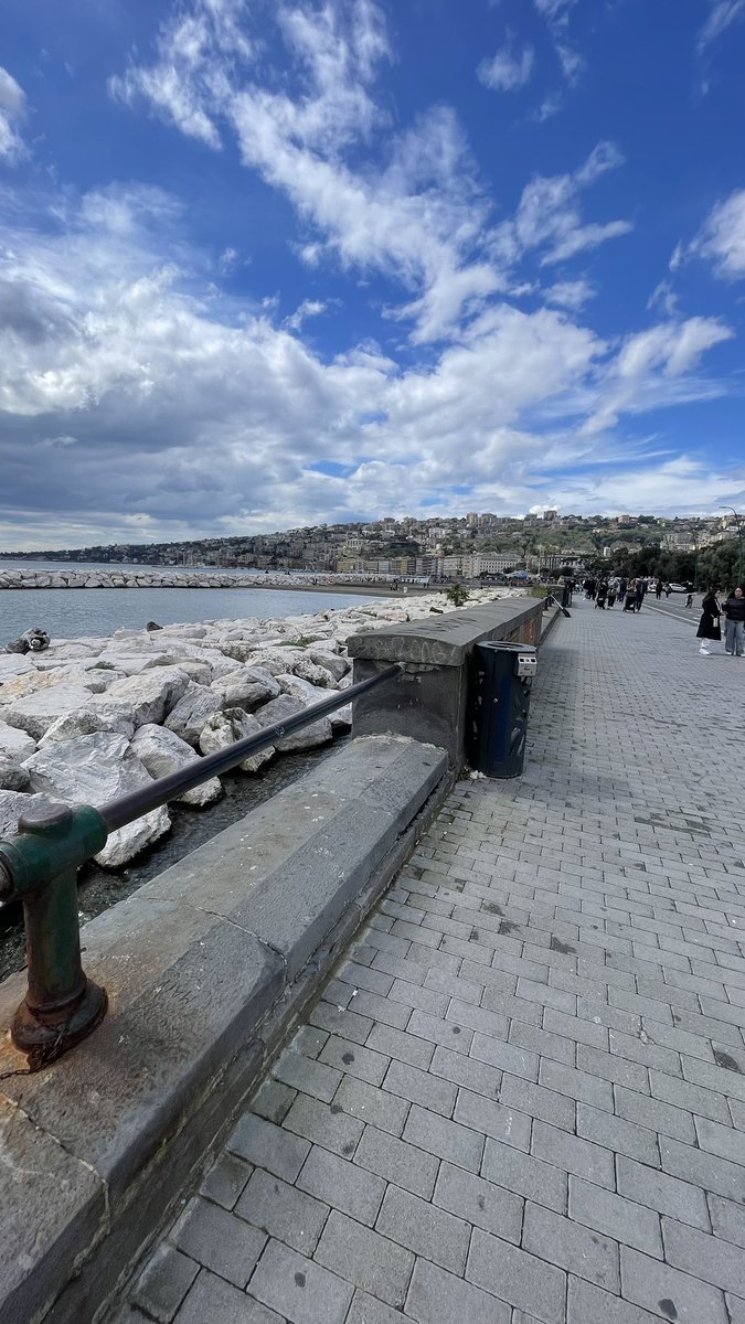 Correre sul mare… e non accorgersi di far fatica!
E domenica prossima #RelayMarathon 
#iocorroqui #running