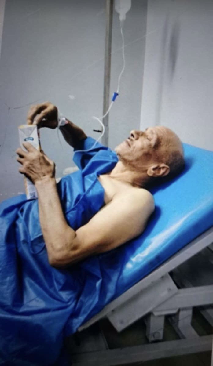 I feel depressed and suicidal today - if you see this please say hello and follow me, this makes a big difference my father is sick with cancer and is in Egypt and needs a new operation 
please help him
gofund.me/0ceed39a