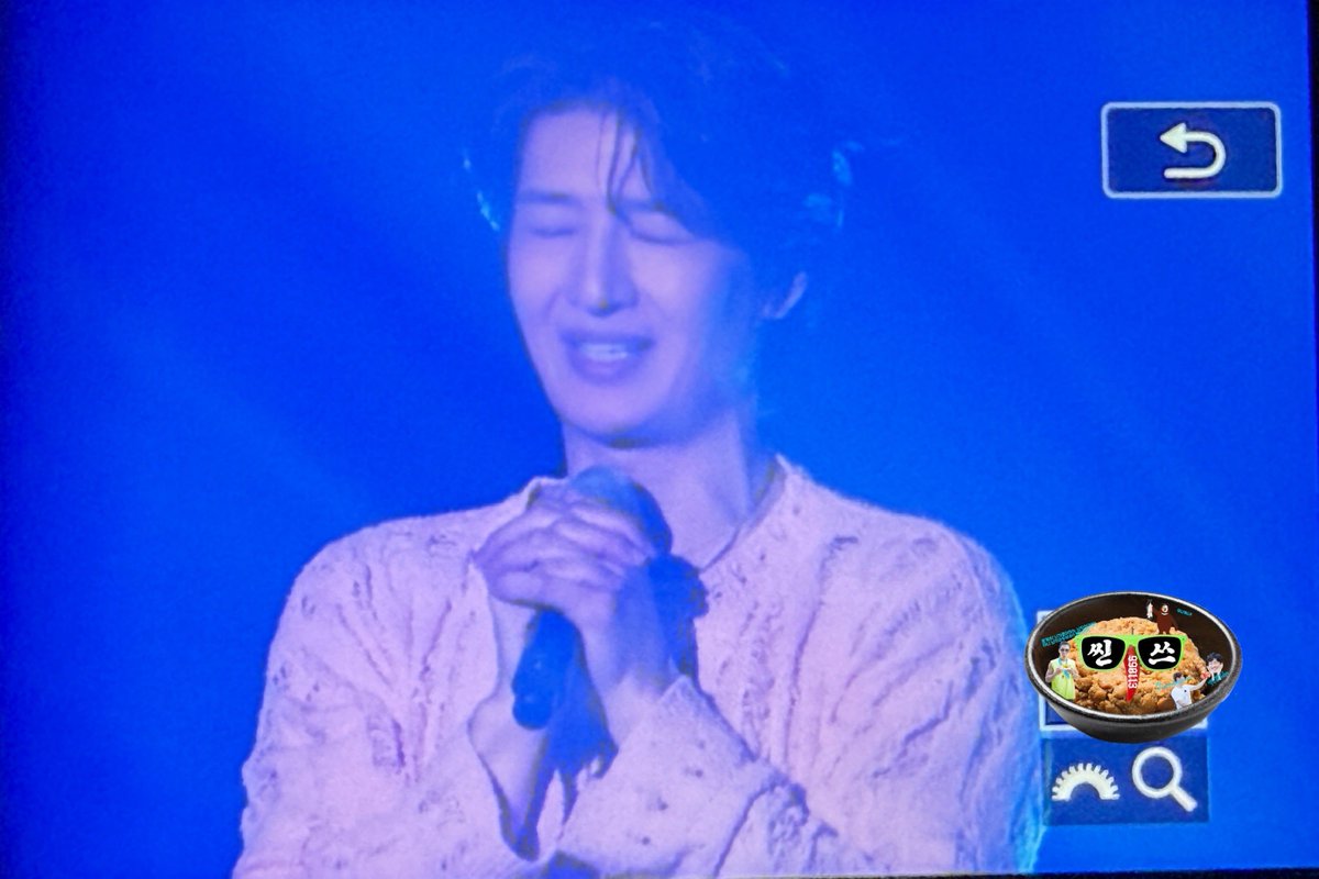 마지막에 넌 우리를 보면서 무엇을 기도했을까
그게 무엇이든 너의 모든 바람이 이루어지길 그리고 그 바람 속에는 꼭 너의 행복도 포함되길 나도 함께 바라 고마워 호영아🩵