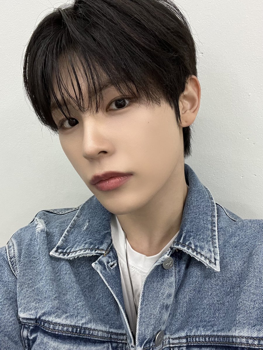 XODIAC_MEMBERS's tweet photo. [#규민🐶] 

이번주도 수고 많았어🩵

#XODIAC #소디엑 #GYUMIN #규민 
#똑똑똑_귬이등장 https://t.co/kHObesbQAs