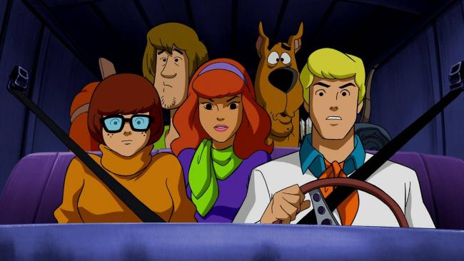 Nach einer Ankündigung vor einem Jahr hat Netflix nun grünes Licht für die geplante Realserie des Zeichentrickklassikers Scooby-Doo gegeben. Die Serie stammt aus der Feder von Josh Appelbaum und Scott Rosenberg (Cowboy Bebop), die auch als Showrunner fungieren werden.