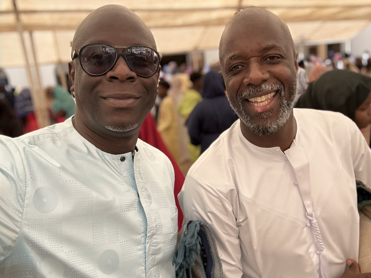 salieutaal's tweet photo. Eid Mubarak #Elfamilia https://t.co/VRIfa1VcEJ