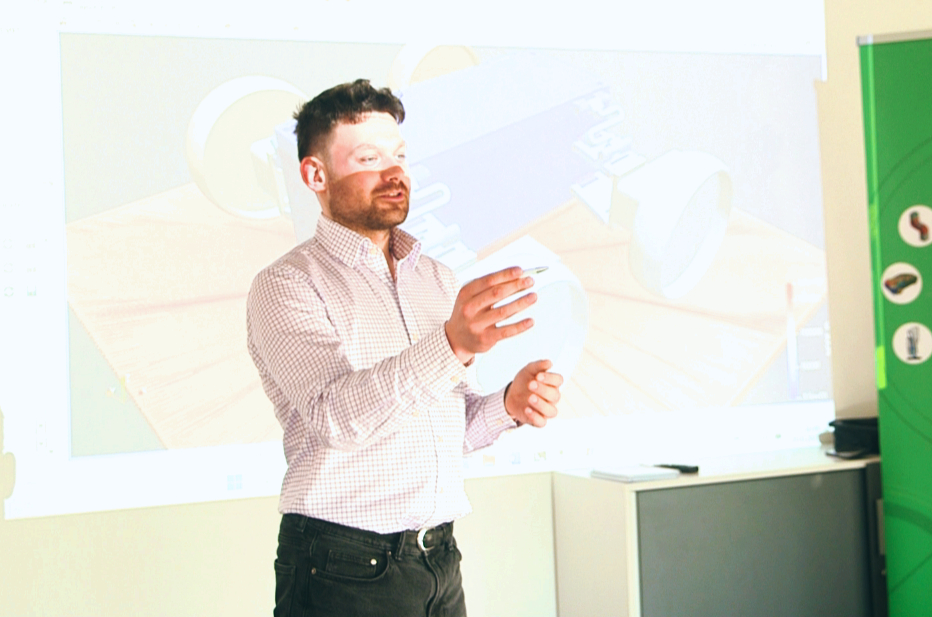 Aleksander Sadowski tweet media