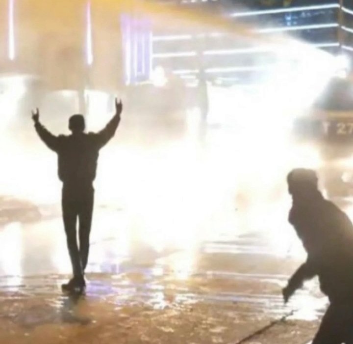 akpliler kitap mı okur ÖZGÜÜÜÜRRR! (: