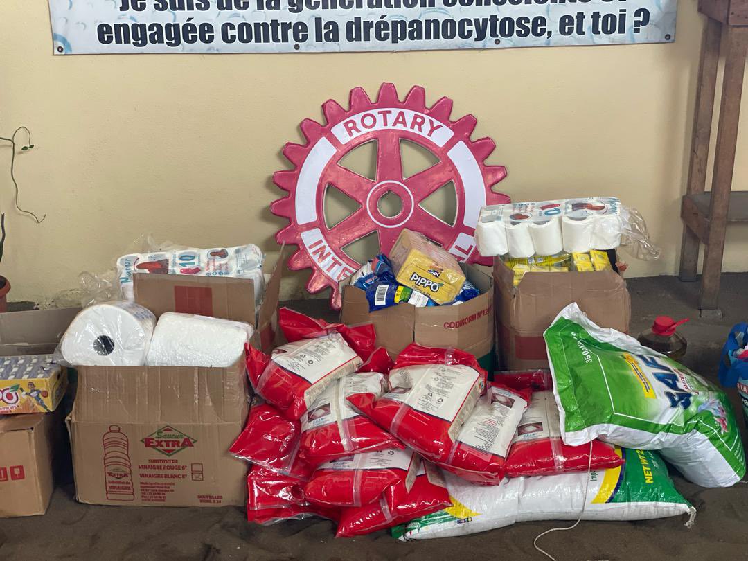 ClubCocody's tweet photo. Lors de notre dernière Action d’Intérêt Public (AIP), qui s’est tenue ce samedi 22 mars au Centre Saint Jean de Dieu,
nous avons eu l’honneur d’apporter notre soutien aux enfants atteints de drépanocytose en leur offrant des kits essentiels. https://t.co/OjSXFNqauS