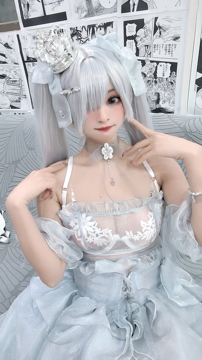 今天是灰姑娘呀 https://t.co/Pv0FbeJsC4
