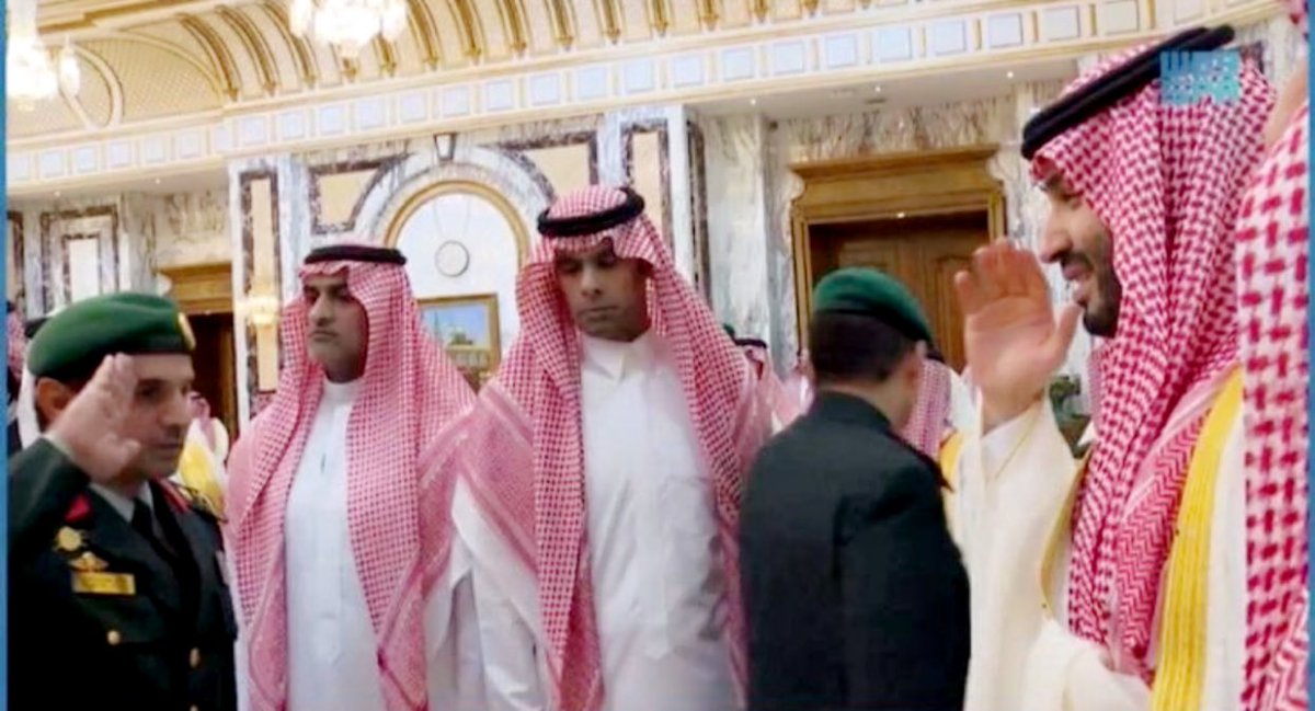 abomejdal's tweet photo. اخي سعادة اللواء / فهد بن مجدل بن سفران يتشرف بالسلام على سمو ولي العهد الأمير محمد بن سلمان حفظه الله ورعاه https://t.co/RWPkZcQ0kj