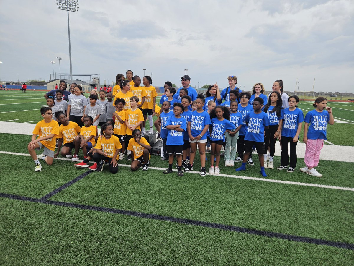 ManvelHS's tweet photo. Mav Day 2025 was a huge success. Thank you to @PomonaElem @SLESuns @JeterElem @ECMasonElem students and staff for a great afternoon of competition. A big Hoka Hey Shoutout to the MHS student and staff volunteers for running all the events. https://t.co/aYPHHqzKLy