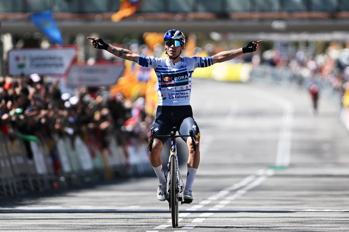 Red Bull – BORA – hansgrohe (@rbh_procycling) on Twitter photo 🇪🇸 #VoltaCatalunya104
Grande, <a href="/primozroglic/">primozroglic</a> 💥
Primož shows a great fight, wins the final stage of this year’s @voltacatalunya solo, and takes the overall victory 💙🏆
#redbullborahansgrohe #rbh #rbhprocycling
__________
📷 <a href="/GettySport/">Getty Images Sport</a> 🇪🇸 #VoltaCatalunya104
Grande, <a href="/primozroglic/">primozroglic</a> 💥
Primož shows a great fight, wins the final stage of this year’s @voltacatalunya solo, and takes the overall victory 💙🏆
#redbullborahansgrohe #rbh #rbhprocycling
__________
📷 <a href="/GettySport/">Getty Images Sport</a>