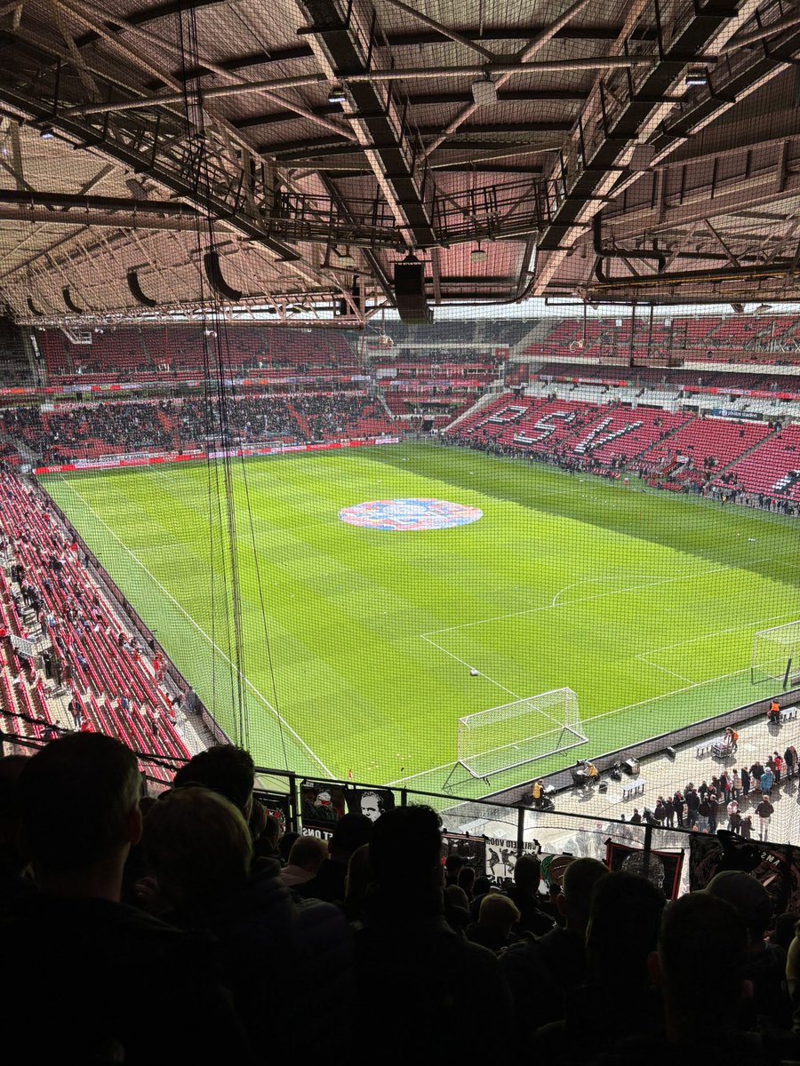 Amsterdam73 (@amsterdamvak402) on Twitter photo 