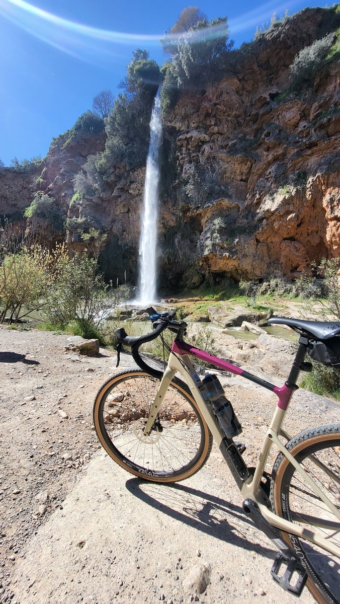 ᒪᗩᑌᖇᗩ ᒪᗩGO (@laura_lago) on Twitter photo 