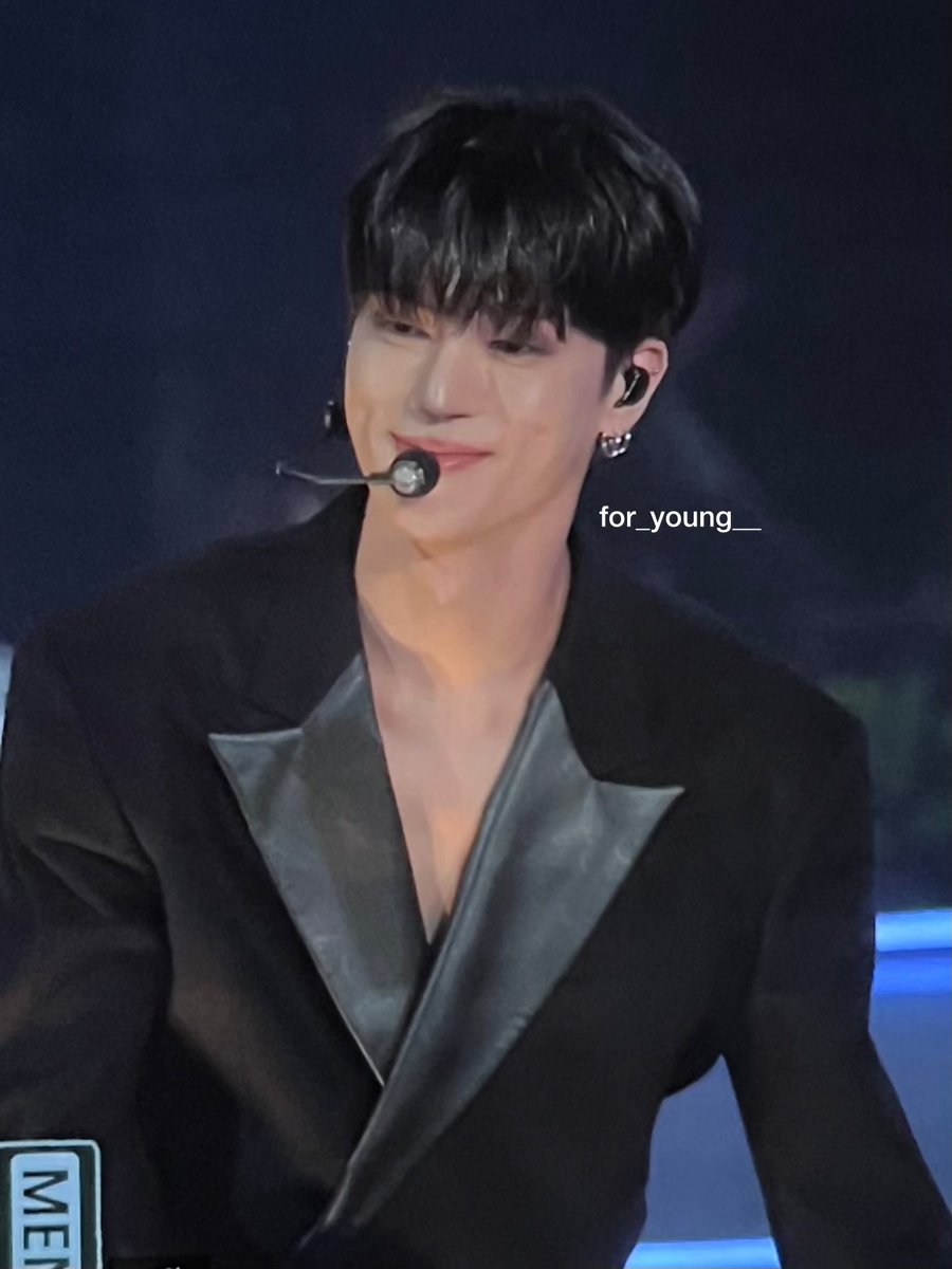 for_young__'s tweet photo. 250330 더 퍼포먼스

pre

#에이티즈 #ATEEZ  #정우영 #우영 #wooyoung https://t.co/PDSmUXdSsa