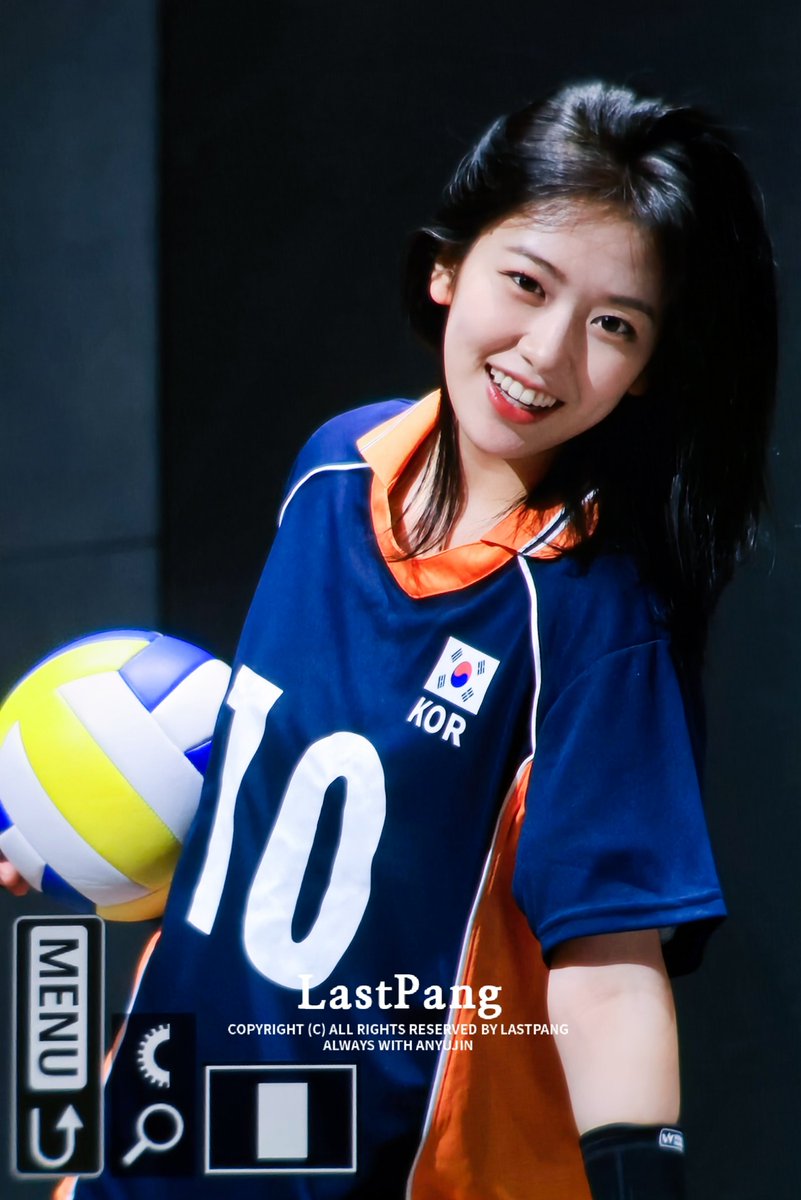 lastpang_A's tweet image. 20250330 프리뷰 (2)
배구선수😘
#아이브 #IVE #안유진 #AnYujin #유진 #Yujin
