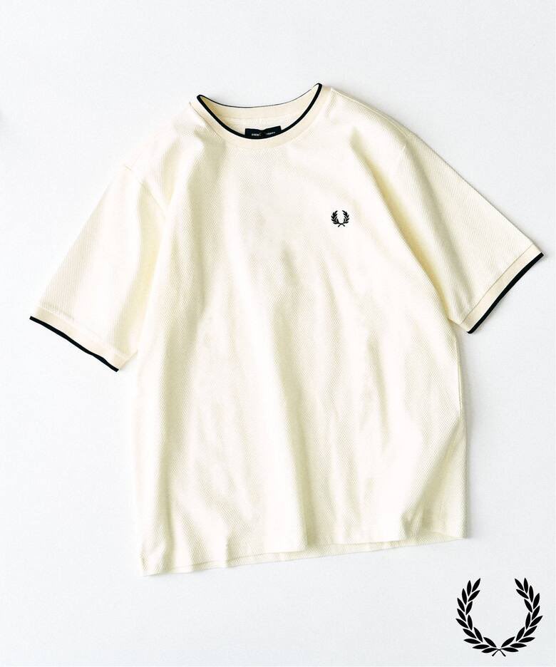S_HangerLuck's tweet photo. FRED PERRY x EDIFICE417🍀
春夏大活躍のTシャツ..筆頭候補！！

一枚で映える、ゆるめシルエットに袖口のラインがアクセントになっていて可愛い..◎ https://t.co/KsKMP3Zfuv
