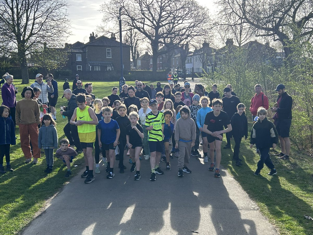 Enfield Town junior parkrun tweet media